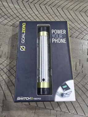 Goal Zero Switch 8 Power Pack Portable USB  Charger For Phone/ Open Box